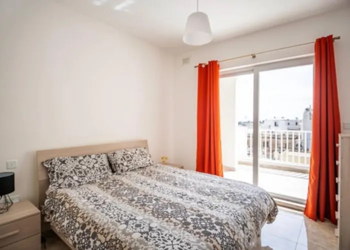 3 Bedroom Apartment In Gudja