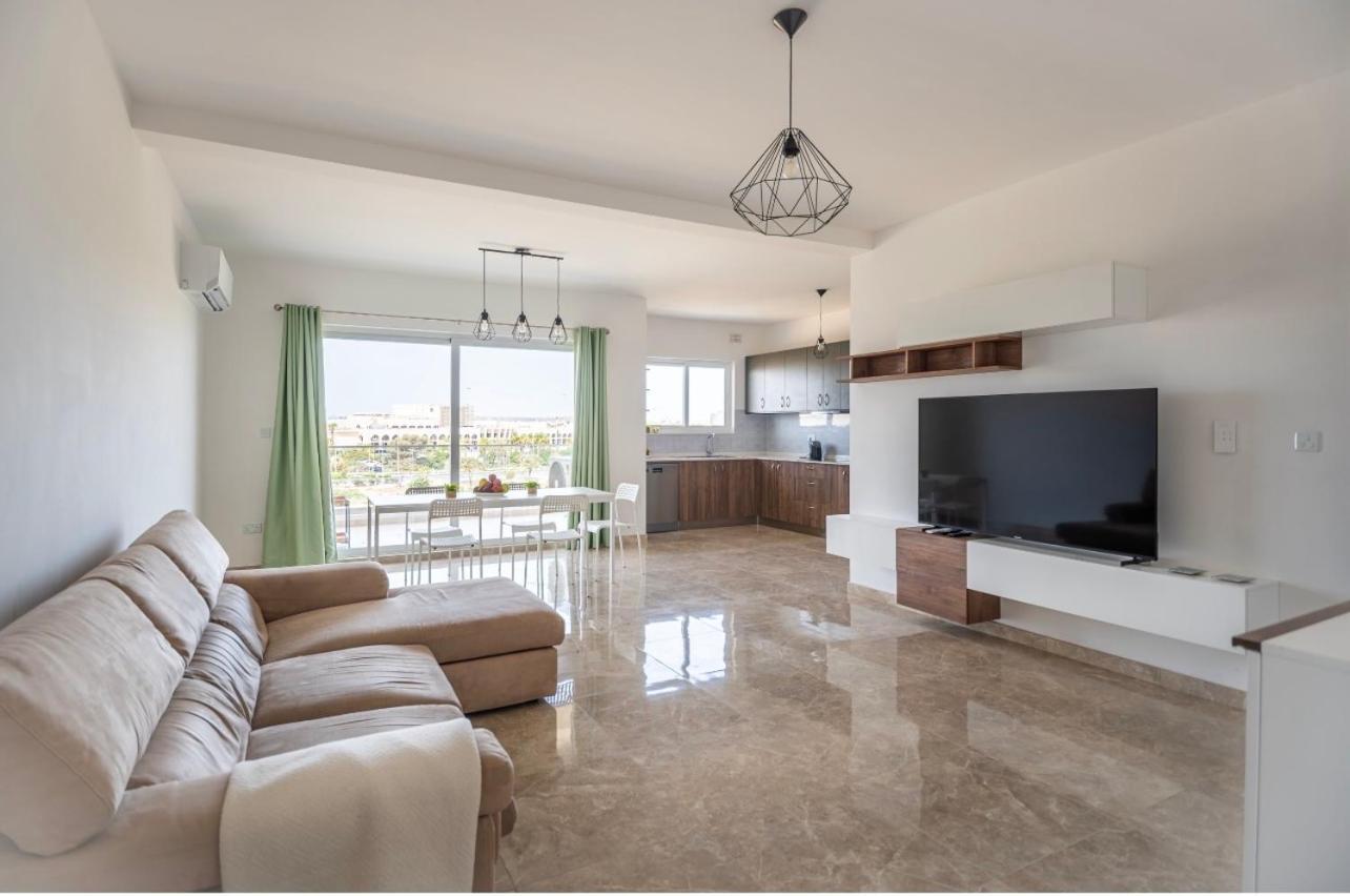 3 Bedroom In Appartement *